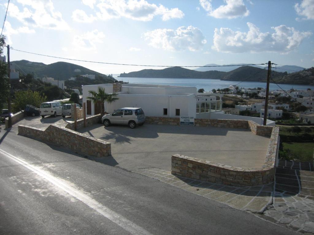 Homer'S Inn Hotel Иос Хора Екстериор снимка